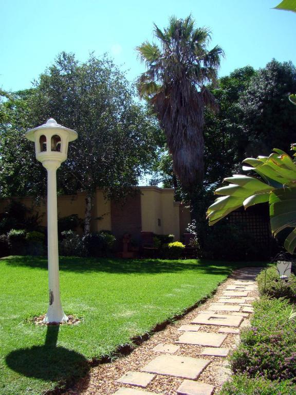 Eagle Crest Executive Lodge Edenvale Ruang foto